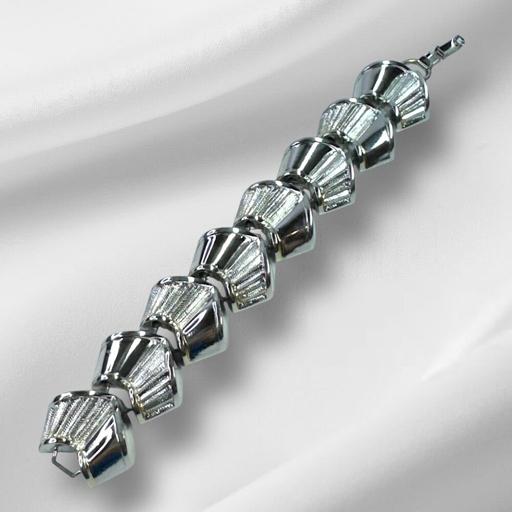 Vintage CORO Silver Tone Bracelet Statement *read*